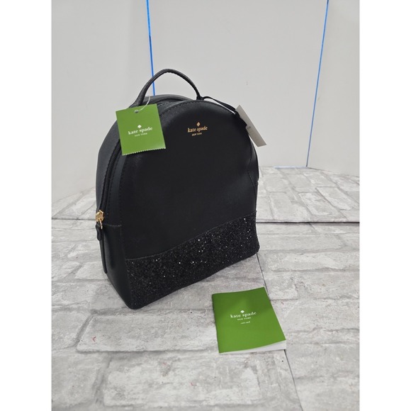 north face backpack best The Recon Everyday Laptop Backpack, TNF Blue/TNF Black, One Size Color:L800SR Black Small Charging up design for easier OCU - Standard Jansport backpack warranty and